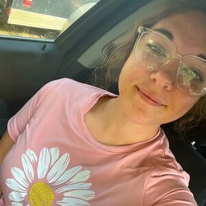 Meet your Posher, Christie